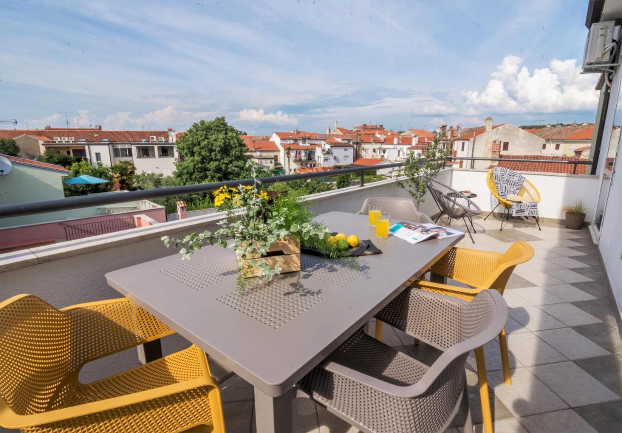 City Garden Apartment Пореч Экстерьер фото